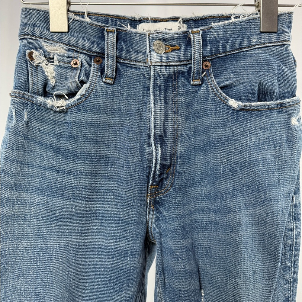Abercrombie & Fitch The Mom High Rise Distressed Jeans in Blue Size‎ 24 or 00 - Picture 3 of 8